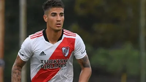 El central de la Reserva contó una divertida anécdota con Juanfer en un entrenamiento.