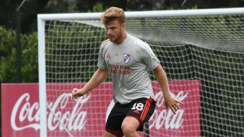 El delantero será repescado por el Millonario pero todavía no hay acuerdo con Colón.