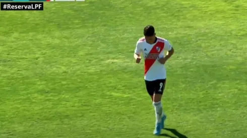 El número 9 de la Reserva no pudo terminar el partido.