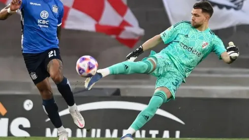 Ezequiel Centurión fue la gran figura de River en la derrota ante Talleres.