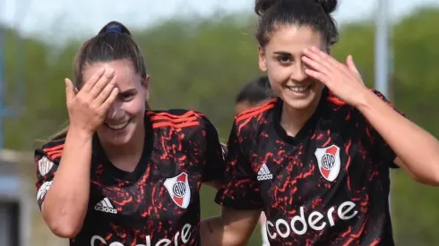 Las Más Grande vencieron a Huracán y se metieron en la final del certamen.