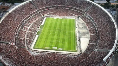 El Monumental fue una fiesta contra Argentinos.