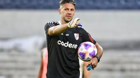 El técnico del Más Grande prepara variantes para enfrentar a Racing de Córdoba.