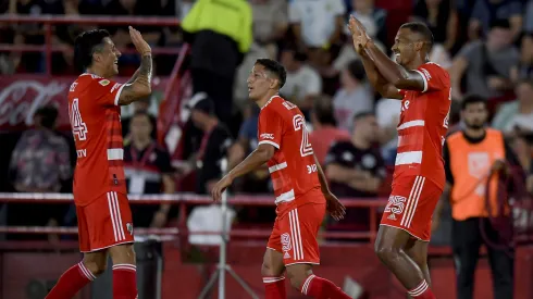 El Millonario venció en Parque Patricios de la mano de Rondón (2) y Barco.