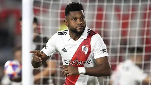 El Más Grande se impuso por 2-1 a Platense y mira a todos desde arriba. (Foto: Getty).