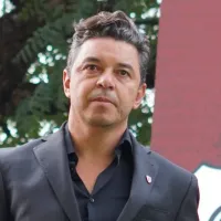 Al borde del llanto: así vivió Gallardo su homenaje en el Monumental