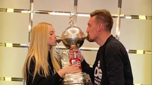 Daniela Rendón respaldó a su marido públicamente.