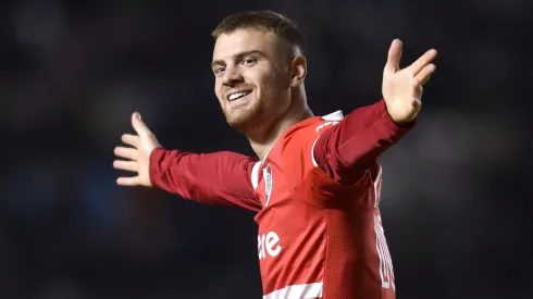Con un Beltrán inspirado, River le ganó a Banfield y estiró su ventaja