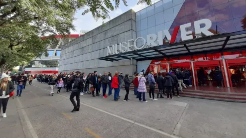 La locura de los hinchas para conocer los atractivos del Museo River.