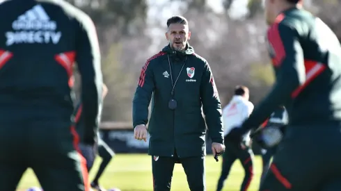 El DT millonario definió la lista para viajar a Rosario.