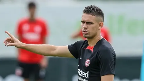 Rafa Borré, sin minutos, busca salir del Frankfurt.