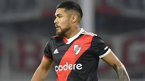 El chileno estará fuera de las canchas y se perderá varias fechas.