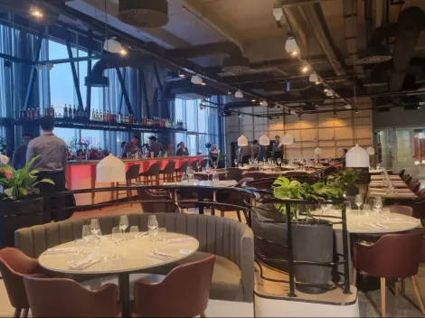 Banda, el restaurante que abrió en el Monumental y tiene vistas al campo de juego