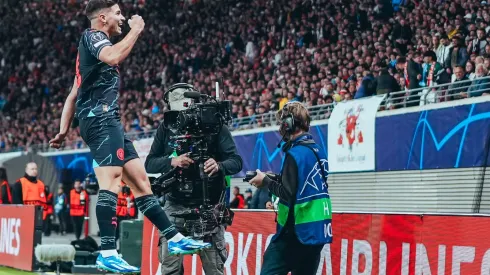 Julián convirtió un golazo para el City