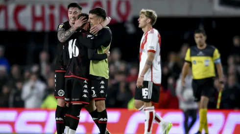 Alfonso celebra su gol ante River.