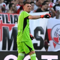 Armani: dos atajadas espectaculares y un guiño sobre su futuro