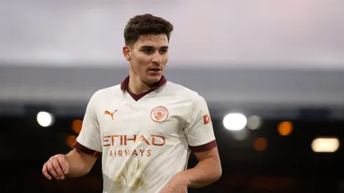 Julián Álvarez volvió a asistir en el City