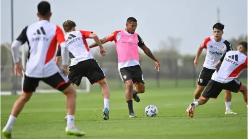 River viajará hoy a Dallas y mañana jugará su primer amistoso oficial