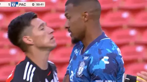 Rondón se cruzó con los jugadores de River.