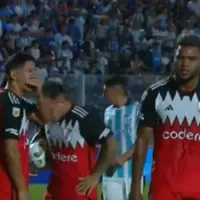 VIDEO: Borja explotó de bronca con Barco por no haber pateado el penal ante Atlético Tucumán