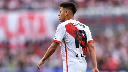 Echeverri volvería a ser titular ante Talleres.