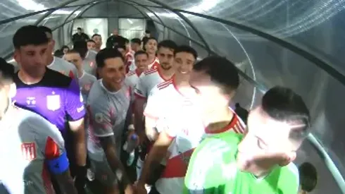 El momento en el que Enzo bromeó con sus ex compañeros.