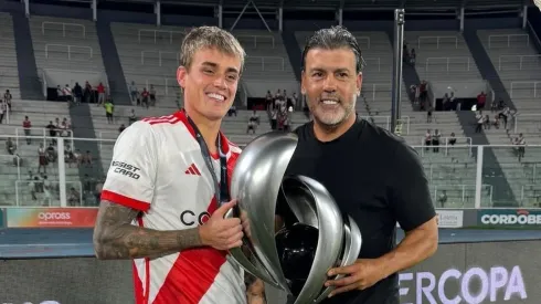 Fonseca junto a su padre Daniel en los festejos.