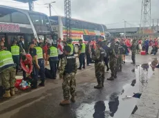 Hinchas de River fueron demorados en Paraguay tras un fuerte control policial