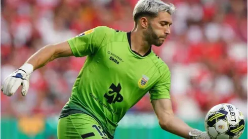 El padre del futbolista aseguró que hasta el momento no habló con nadie de River.