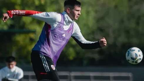 Franco Mastantuono en el entrenamiento de River (FOTO/ TWITTER: @RiverPlate).