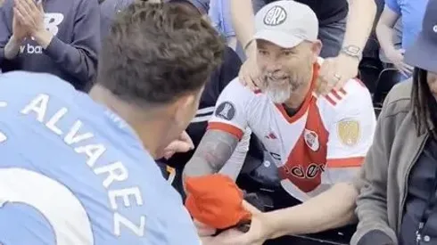 Julián y el reencuentro con reconocido hincha de River.