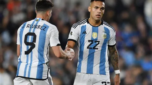 Julián Álvarez y Lautaro Martínez convirtieron los goles de Argentina contra Canadá (Foto: Getty).