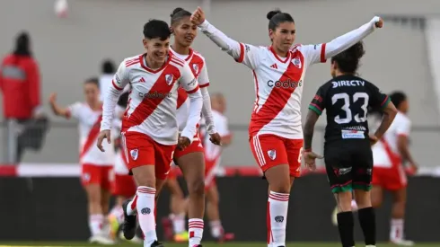 Las chicas del Más Grande vencieron a SAT