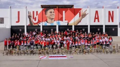 El increíble gesto de Julián Álvarez con el equipo de su pueblo.