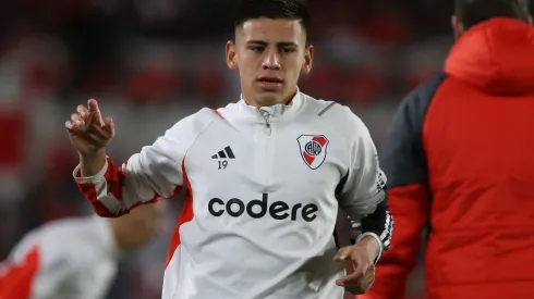 Echeverri podría jugar de titular en Córdoba.