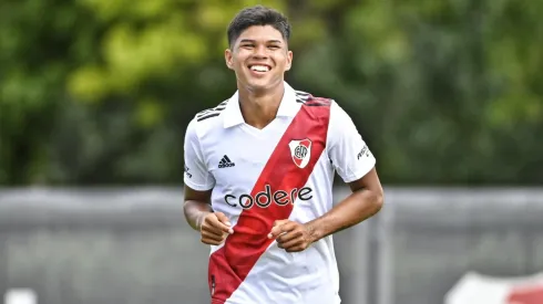 Alexis González se va de River.