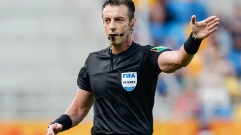 Raphael Claus, el árbitro de Colo Colo vs. River.