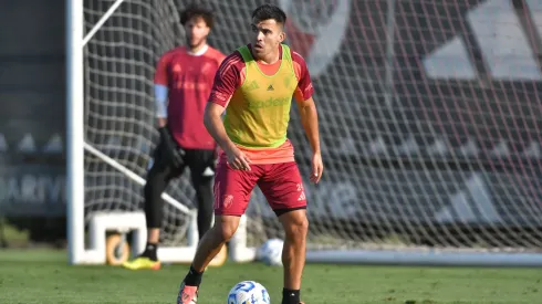 Acuña y un gran momento en la práctica de River.