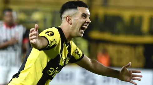 River hará la tercera oferta por Leo Fernández.