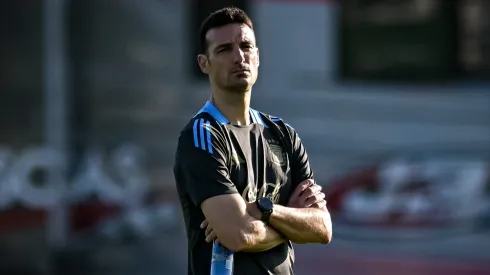 Los once de Scaloni en Uruguay.