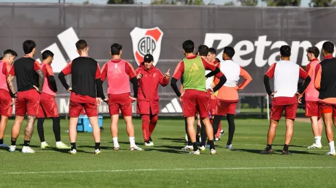 River se prepara para viajar a Seattle.