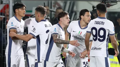 Taremi no pudo incorporarse al plantel de Inter aún.