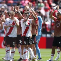 El gesto del plantel de River con la gente tras la victoria sobre Urawa Red en el Mundial de Clubes