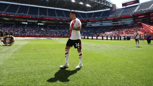 Enzo Pérez se fue con una molestia.