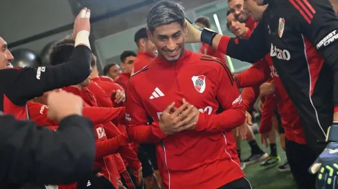 La curiosa presentación de Juan Portillo.