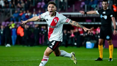 Cachete gritó el primero de River.