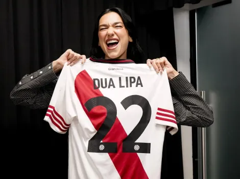 La foto de Dua Lipa con la camiseta de River y el guiño de los dirigentes tras sus shows en Nuñez