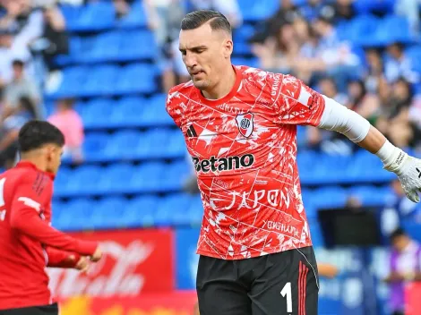 Ya se movió el banco: Bustos se lesionó y Obregón entró en su lugar