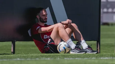 Pezzella continúa recuperándose de su rotura de ligamentos.