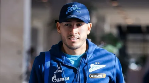 Por qué se caería el pase del lateral.